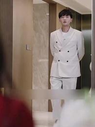 Episode 80 - [Dubbed] The Wealthy Madame's Top Healer