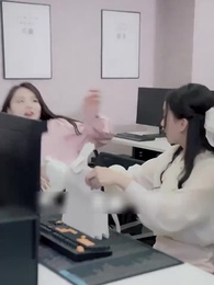 Episode 18 - Flash Marriage: My Husband is a Super Tycoon(Subtitled Version2)