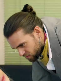 Return of CEO's Lovely Wife - Episode 17