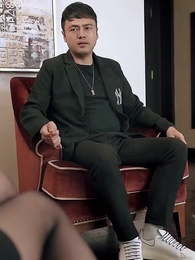 Episode 28 - [Dubbed] The CEO's Runaway Sweetheart