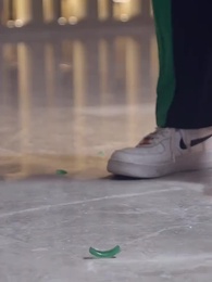 第17集 - 貶值我成了神豪