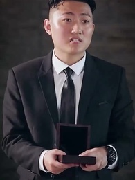 Episode 25 - [Dubbed] Love Confessions from a Female Star in a Deflated Economy