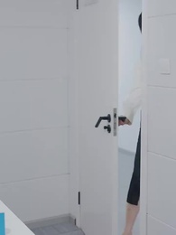 Episode 40 - [Dubbed] Rebel Hearts