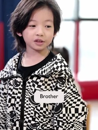 Episode 12 - [Dubbed] A Divorced Mom and Her Fabulous Six