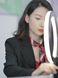 製霸娛樂圈，總裁被撩翻了 - Episode 32