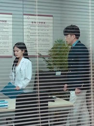 ตอนที่ 59 - 離婚後,前夫哭著求復婚