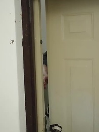 第20集 - 被校花撞飛後,我茍成了世界首富