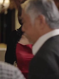 離婚後，沈總滿世界追妻 - Episode 33