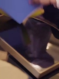 Episode 90 - [Dubbed] Love Confessions from a Female Star in a Deflated Economy