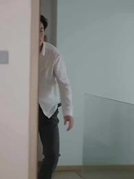 Episode 41 - [Dubbed] The CEO's Secret Love