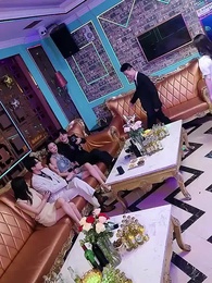 離婚後厲社長は戻ってくるように懇願する - Episode 32