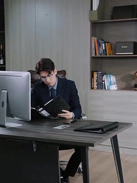 辞職後、上司に甘やかされてる - Episode 31