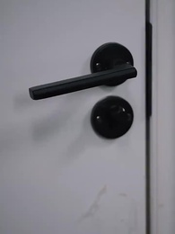 Episode 32 - [Dubbed] Rebel Hearts