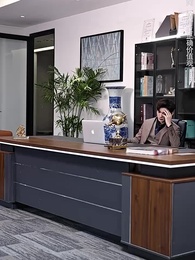 葉秘書的厲總很粘人 - Episode 74