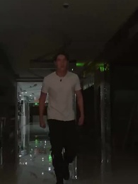 美女總裁的貼身狂龍 - Episode 82