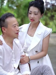 潛龍出山，閃婚美女總裁 - Episode 76