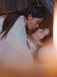 ตอนที่ 13 - รายงานพระองค์, สมเด็จพระราชินีต้องการหย่า