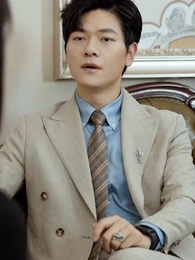 Li Qian: Naga Tersembunyi Keluar Laut - Episode 49