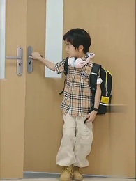 Episode 68 - [Dubbed] Twins on Board: Mom, Your Cover is Blown