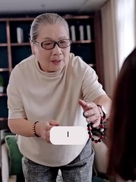 Episode 77 - [Dubbed] Trapped in Affection