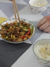 替嫁後發現老公是隱藏首富 - Episode 4