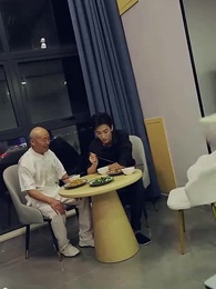 นัดบอดล้มเหลว แต่งงานสายฟ้าแลบกับ ท่านประธานพันล้าน - Episode 17