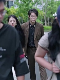 [Dubbed] The CEO is a Paper Figure - Episode 28