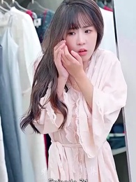 Episode 71 - [Dubbed] Daddy! The Cutest Me is Coming!