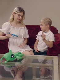 Return Of CEO's Lovely Wife 2 - Episode 42