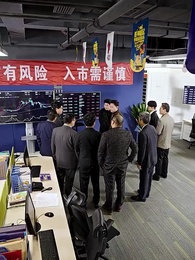 第64集 - 回到2006,狂揽百亿资产