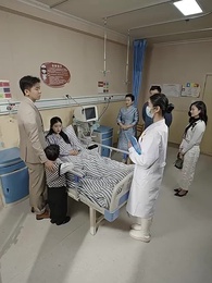 萌宝助攻，嫁给前男友小叔 - Episode 52