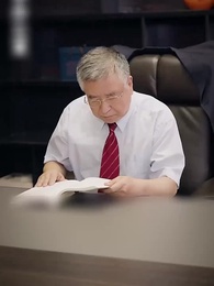 [Dijuluki] Si Petugas Kebersihan Rupanya Seorang CEO Wanita - Episode 46