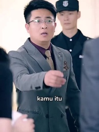 [Dijuluki] Si Petugas Kebersihan Rupanya Seorang CEO Wanita - Episode 11