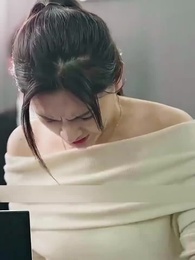 [Dubbed] Ms. Green, How Dare You Escape with My Baby! - Episode 10