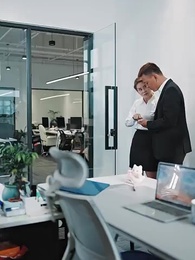 Sau Khi Ly Hôn, Tôi Thành Cháu Gái Tỷ Phú - Episode 43