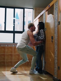 Episode 15 - The Wallflower And The Alphas