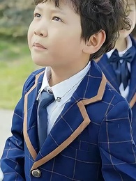 六年後，她帶五個縮小版大佬炸翻財閥集團 - Episode 2