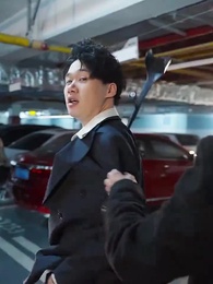 Episode 51 - My Fearless Girl: Freya Clinton