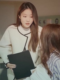 Episode 79 - My Fearless Girl: Freya Clinton