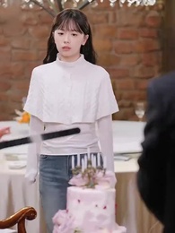 Bosan Jadi Nona Kaya, Hanya Ingin Jadi Karyawan - Episode 11