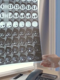 [Dubbed] The Hidden President - Episode 76