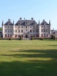 Episode 52 - Kekasihku Sang Raja Serigala