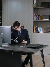 Episode 31 - [Dijuluki] Dimanjakan Bos Setelah Berhenti Kerja