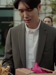 Return of the Lady CEO - Episode 15