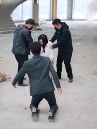 หย่ากันแล้วคุณถึงรู้ว่าฉันเป็นหลานสาวเศรษฐี - Episode 86