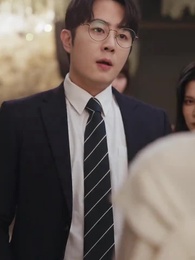 عاملة التنظيف هي الرئيسة التنفيذية - Episode 83