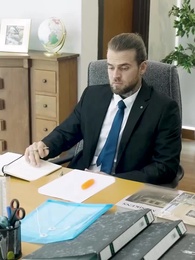 عودة زوجة الرئيس التنفيذي الجميلة - Episode 71