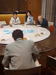 裴總每天都想父憑子貴 - Episode 54