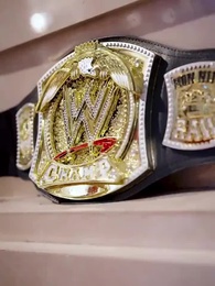 Episódio 1 - Um Dia, Mamãe Ficou Rica