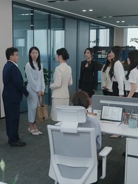 我媽偷聽我的心聲,帶著三娃改嫁 - Episode 32